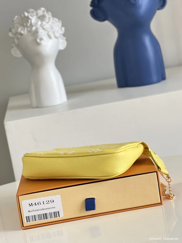 Official oldcobbler VUITTON POCHETTE ACCESSOIRES LOUIS MINI 0725